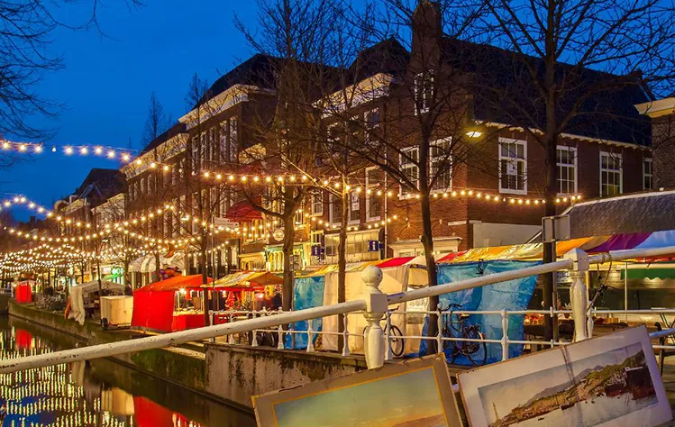 Food and craft stalls at the market during Leiden's Ontzet..