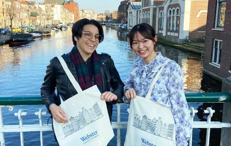 Two students visit Webster Leiden on Open Day in Spring 2025